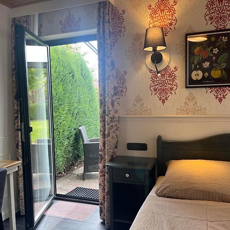 Pension Zum Golfstuebchen Echternacherbruck Esterno foto