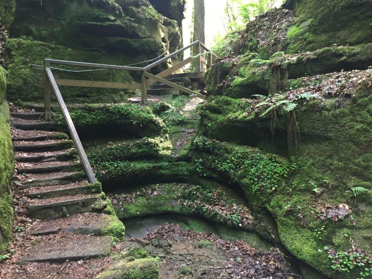 Pension Zum Golfstuebchen Echternacherbruck Esterno foto